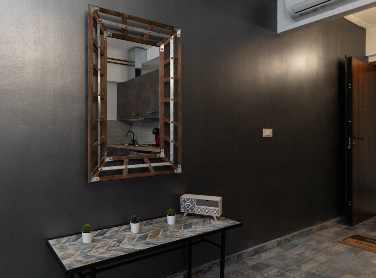 Superb Industrial Style Lodge Heart Of Athen Eksteriør billede