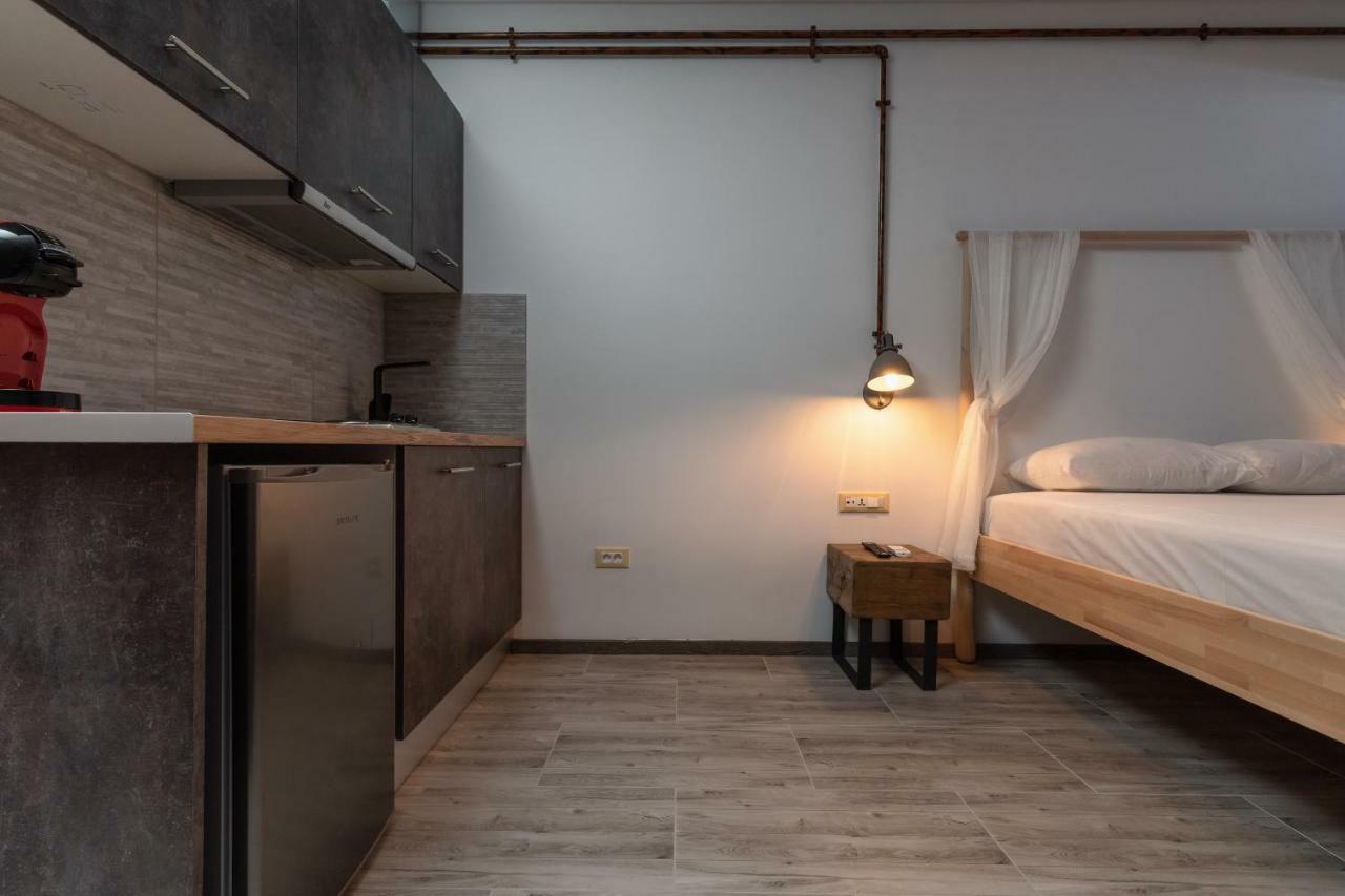 Superb Industrial Style Lodge Heart Of Athen Eksteriør billede